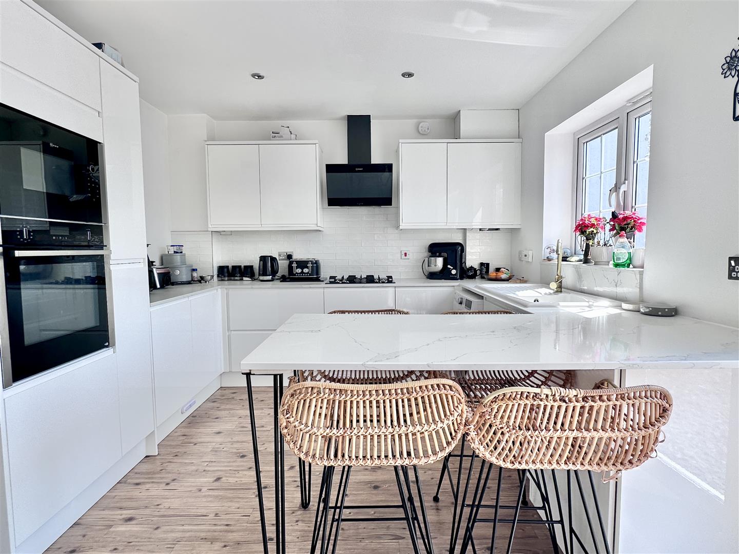 3 bed property in Round Ring Gardens, Penryn